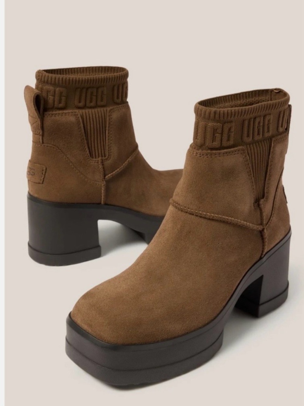 UGG moxy chelsea boot sz 9 39 brown suede Revolve